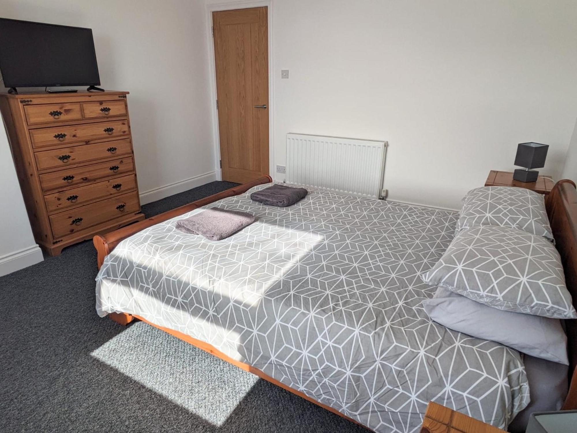 2 Bedroom Townhouse With Seaview On The Nc500 Wick Wick  Exterior photo
