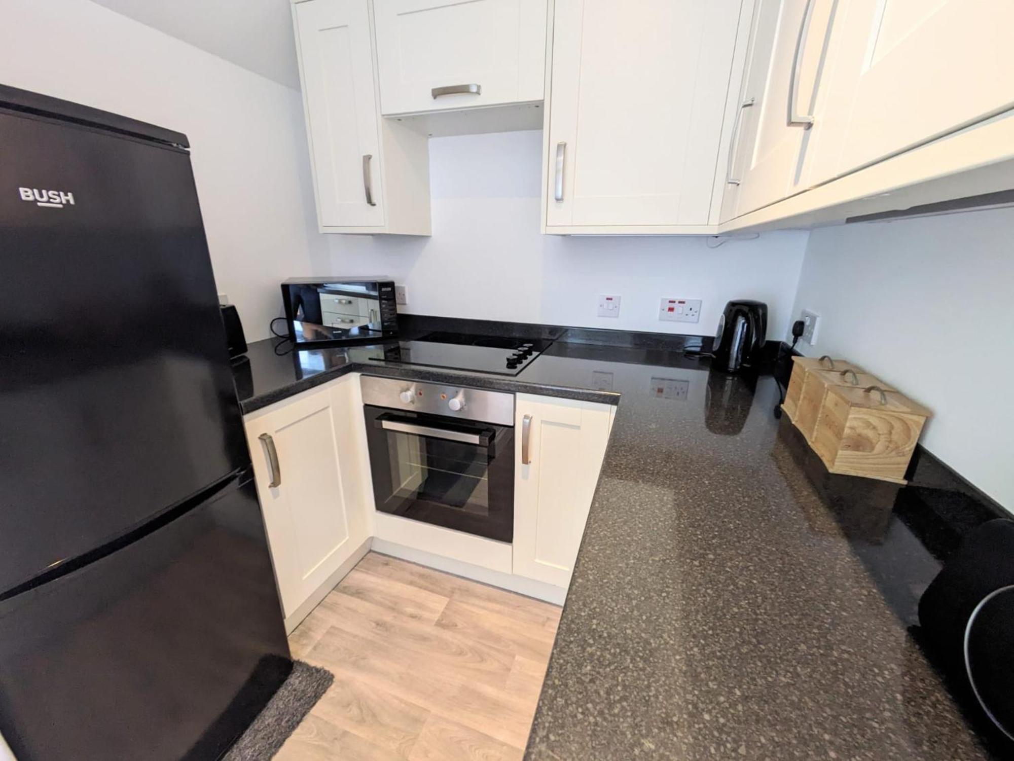 2 Bedroom Townhouse With Seaview On The Nc500 Wick Wick  Exterior photo